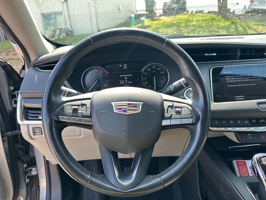 Used 2023 Cadillac XT4 Premium Luxury AWD/4WD image 40