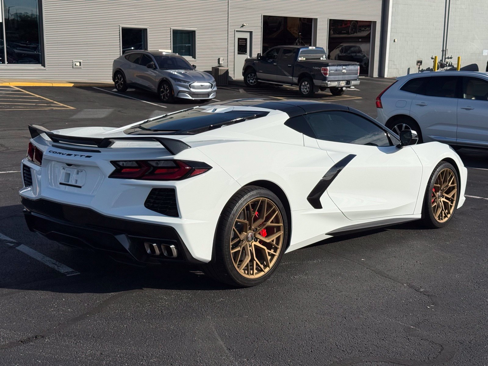 Used 2023 Chevrolet Corvette Stingray Preferred Cpe w/ 2LT RWD image 3