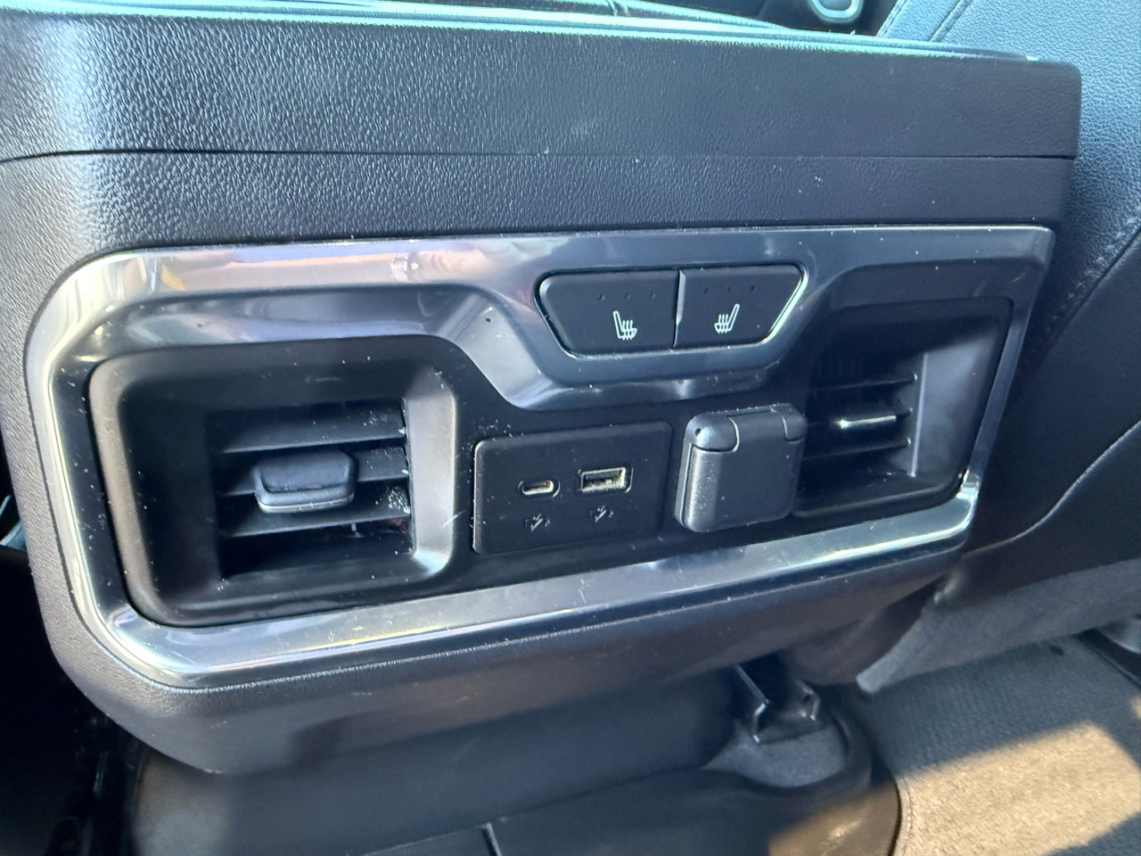 Used 2021 GMC Sierra 1500 AT4 w/ AT4 Value Package image 19