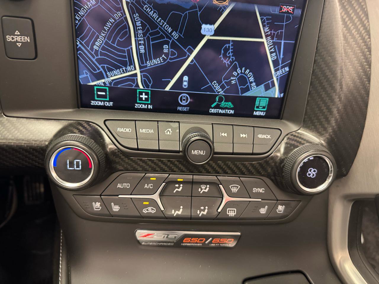 Used 2015 Chevrolet Corvette Z06 w/ 3LZ Preferred Equipment Group image 21