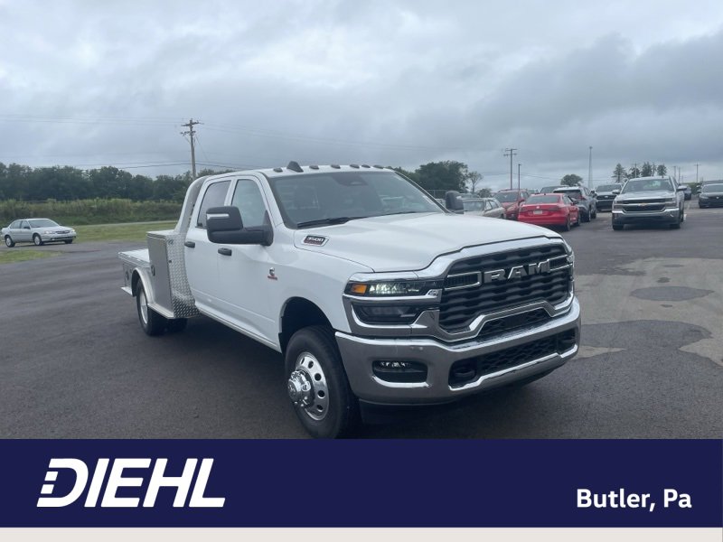 New 2025 RAM 3500 Tradesman w/ Chrome Appearance Group