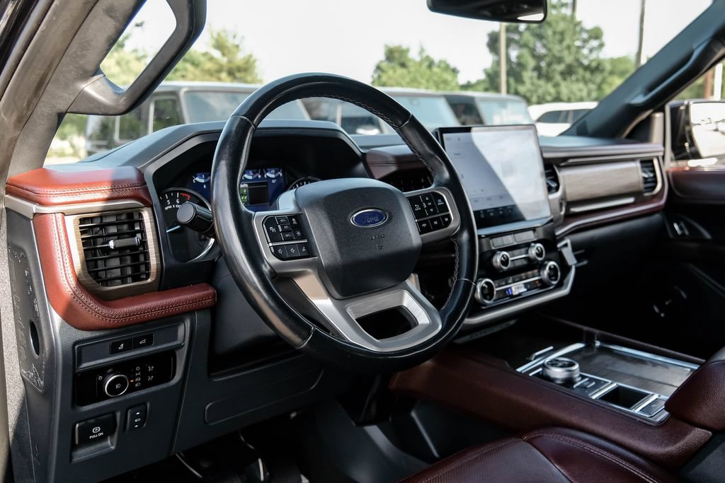 Used 2024 Ford Expedition Max Limited RWD image 13