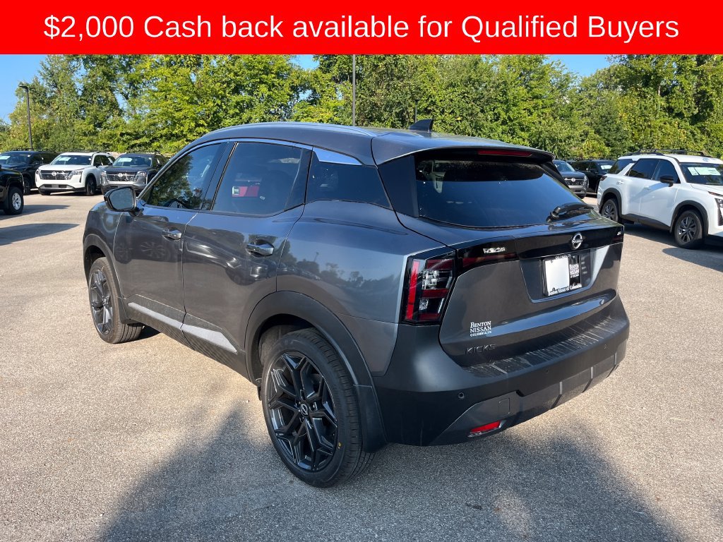 New 2027 Nissan Kicks SR w/ SR Premium Package FWD image 3