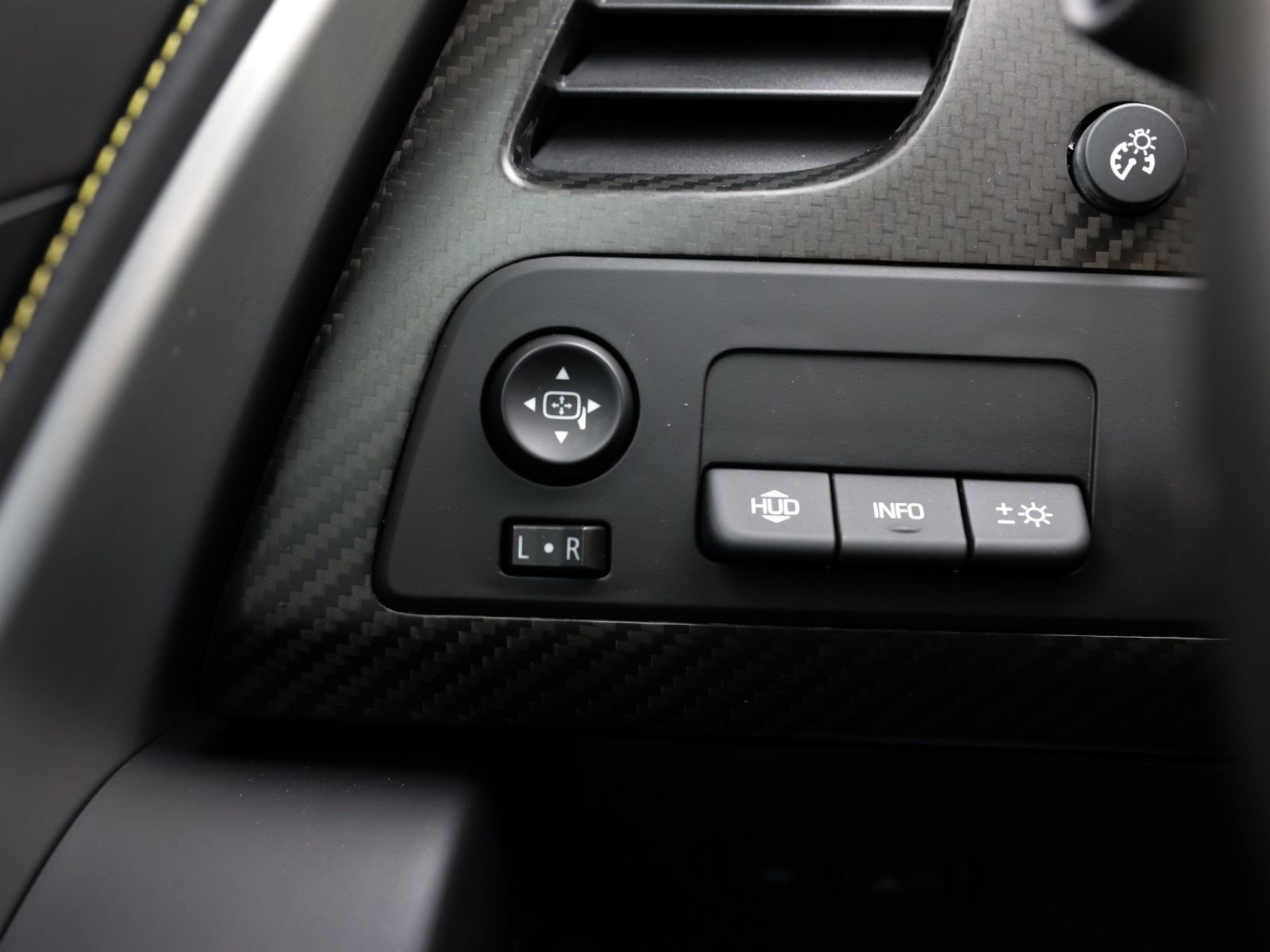 Used 2019 Chevrolet Corvette Z06 RWD image 13