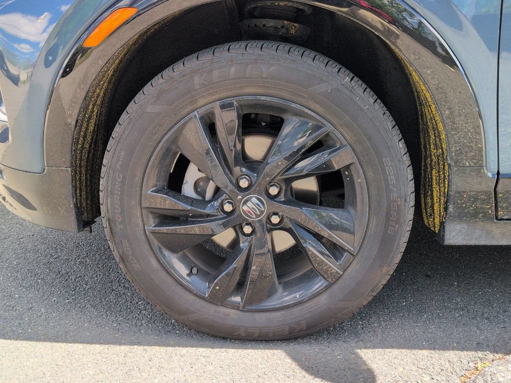 Certified 2024 Buick Encore GX Sport Touring AWD/4WD image 29