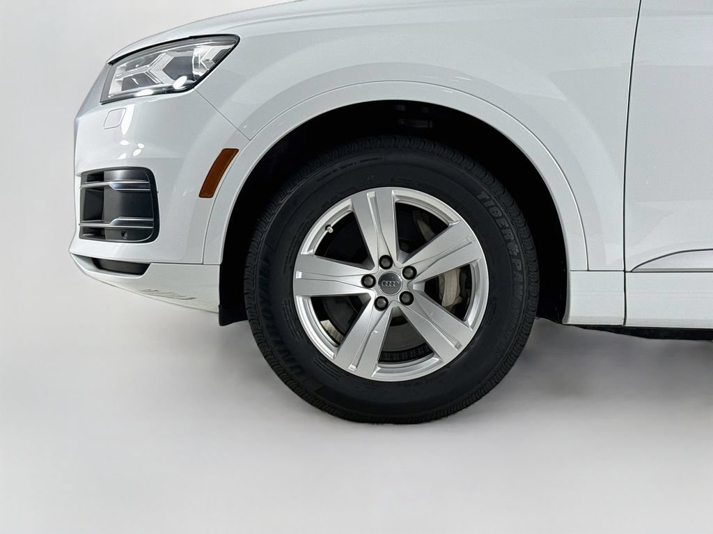 Used 2019 Audi Q7 2.0T Premium w/ Convenience Package AWD/4WD image 25