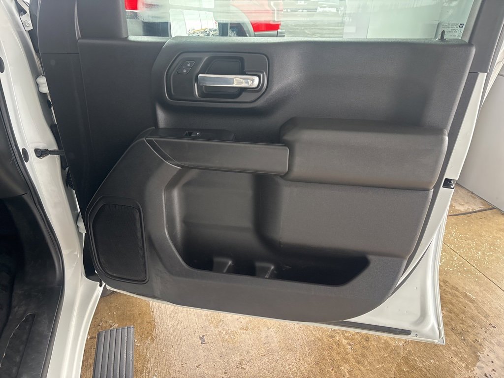 Used 2020 GMC Sierra 3500 4x4 Crew Cab w/ Fleet Convenience Package image 27