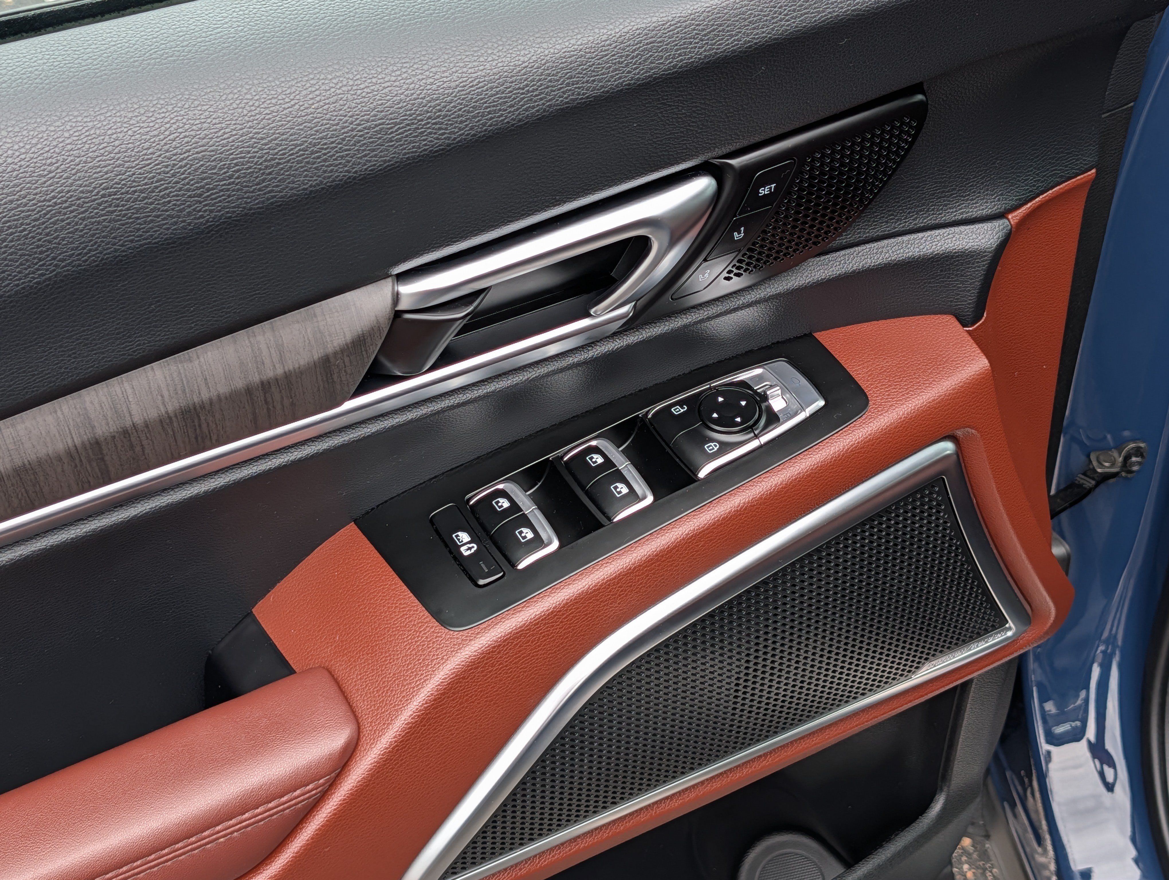 Certified 2024 Kia Telluride SX Prestige AWD/4WD image 19