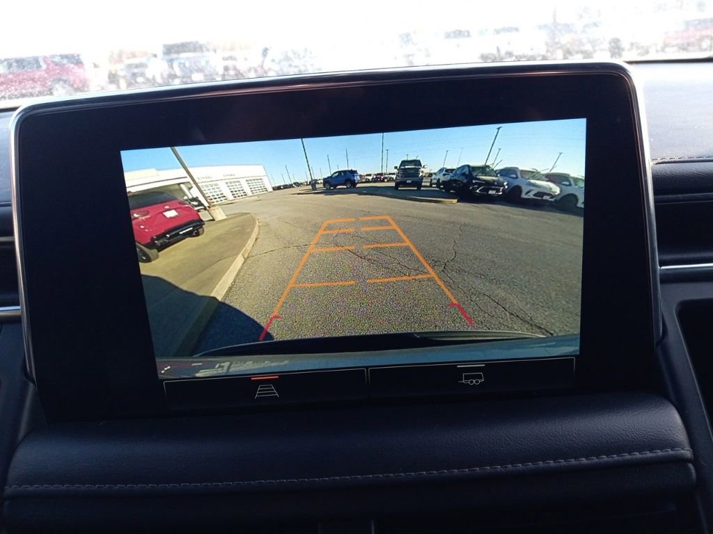 Used 2022 GMC Yukon XL SLE w/ Gmc Pro Safety Plus Package image 35