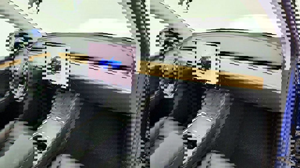 Used 2024 Tesla Model Y Long Range image 27