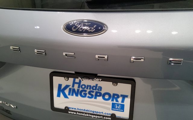 Used 2022 Ford Escape Titanium w/ Class II Trailer Tow Package image 49