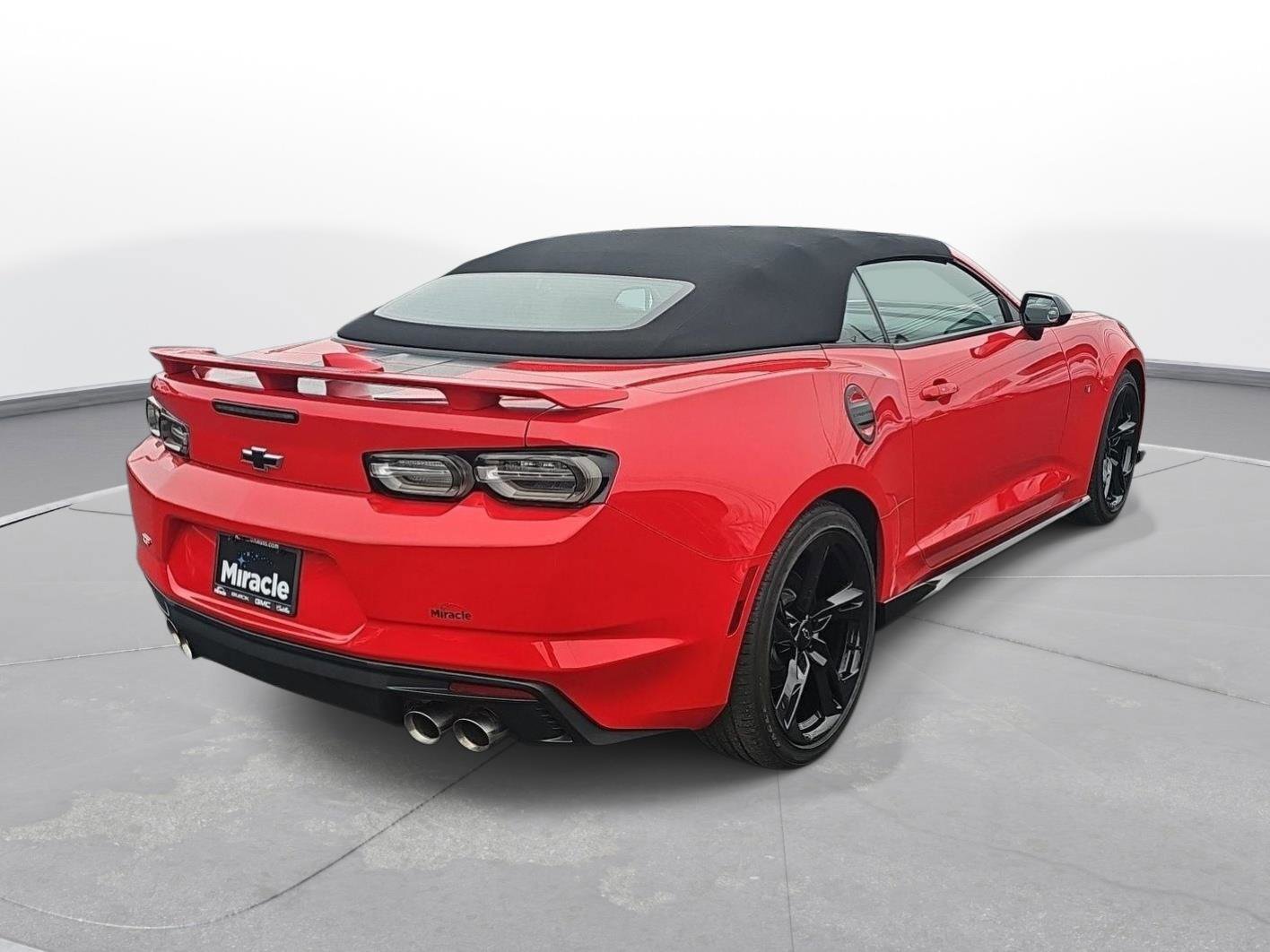 Used 2022 Chevrolet Camaro LT image 6