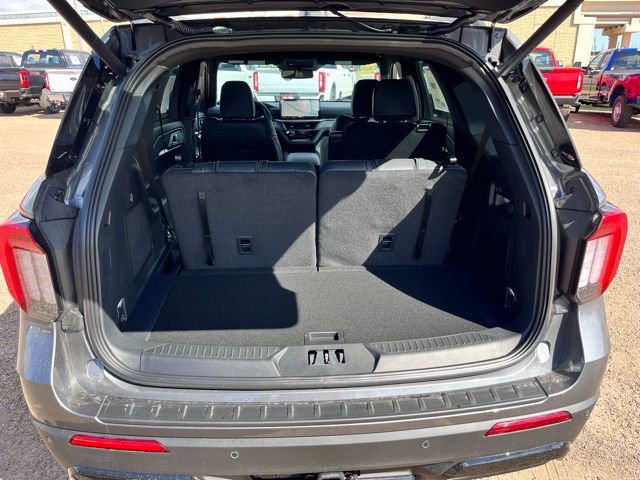 New 2026 Ford Explorer ST-Line w/ ST-Line Street Pack image 18