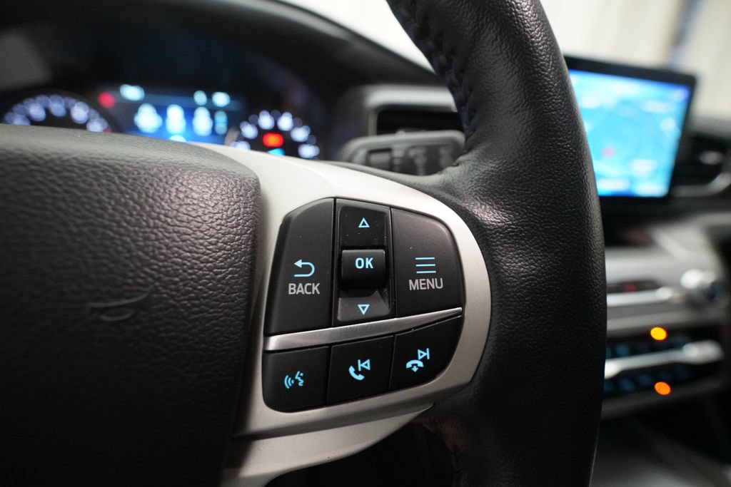 Used 2023 Ford Explorer XLT w/ Equipment Group 202A AWD/4WD image 20