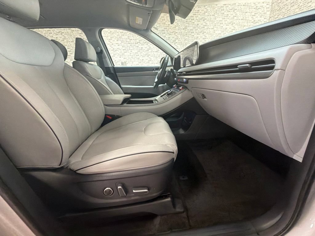 Used 2024 Hyundai Palisade SEL FWD image 12