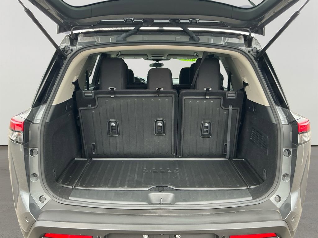 Used 2024 Nissan Pathfinder S w/ Cargo Package image 13