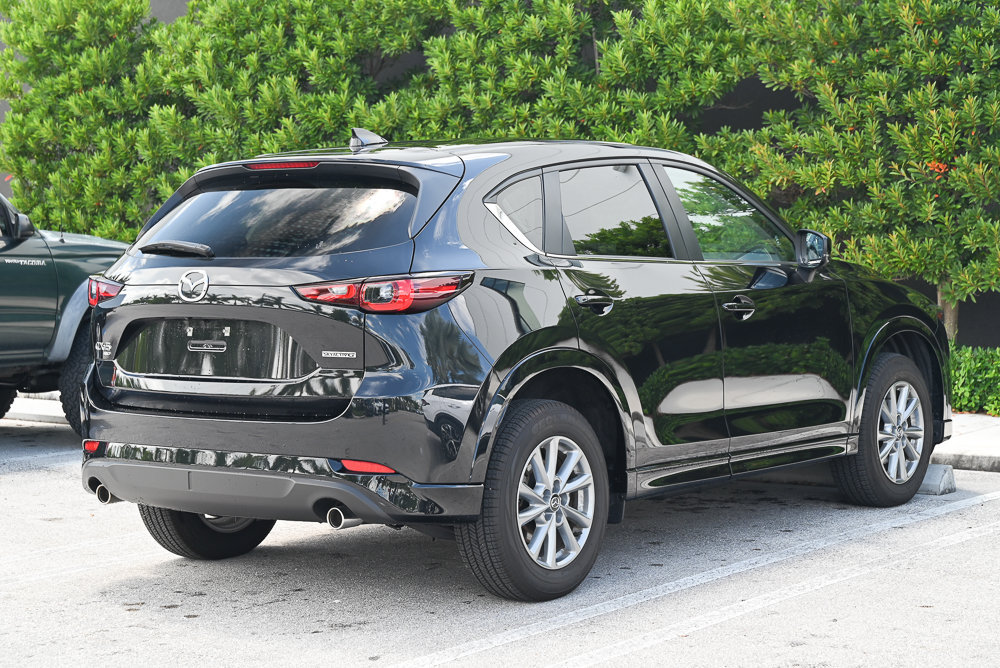 Certified 2025 MAZDA CX-5 AWD 2.5 S w/ Preferred Package image 2