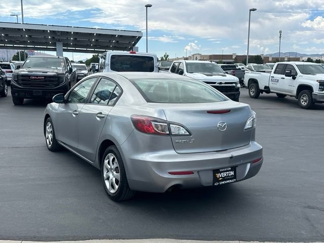 Used 2013 MAZDA MAZDA3 i SV w/ Convenience Pkg FWD image 4
