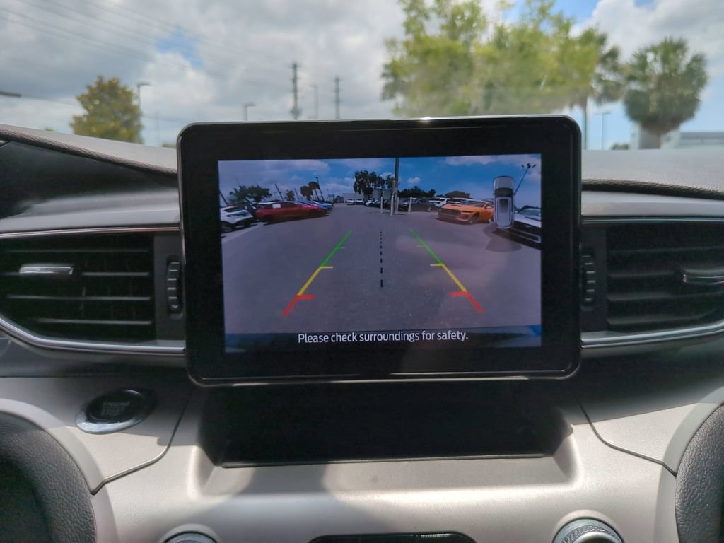 Certified 2022 Ford Explorer XLT w/ Equipment Group 202A RWD image 28
