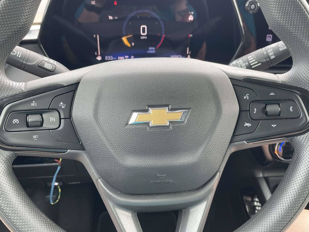 Used 2025 Chevrolet TrailBlazer LT AWD/4WD image 23