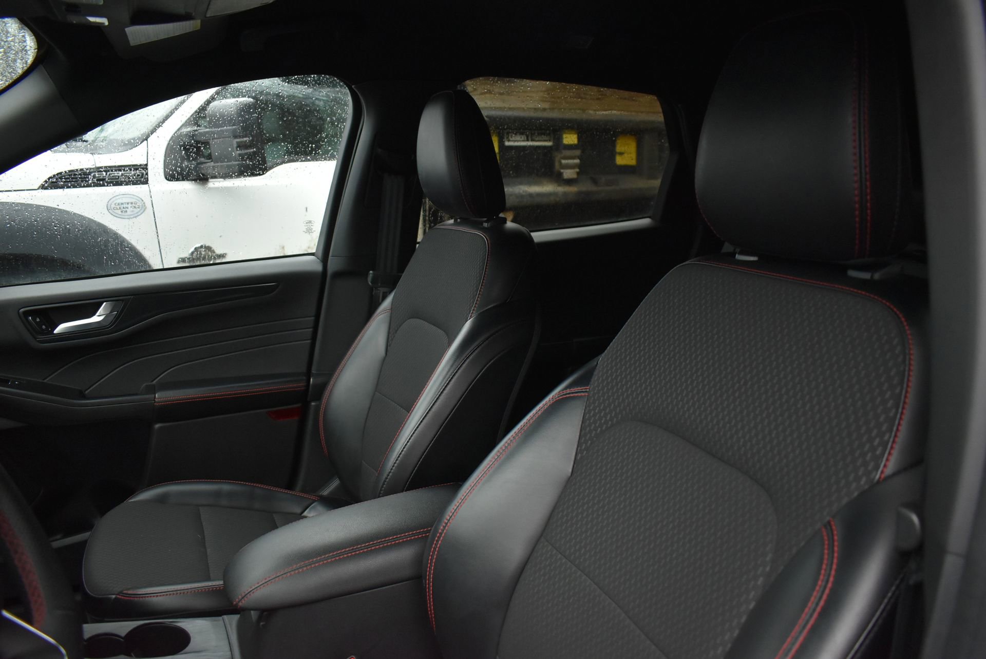 Used 2024 Ford Escape ST-Line FWD image 16