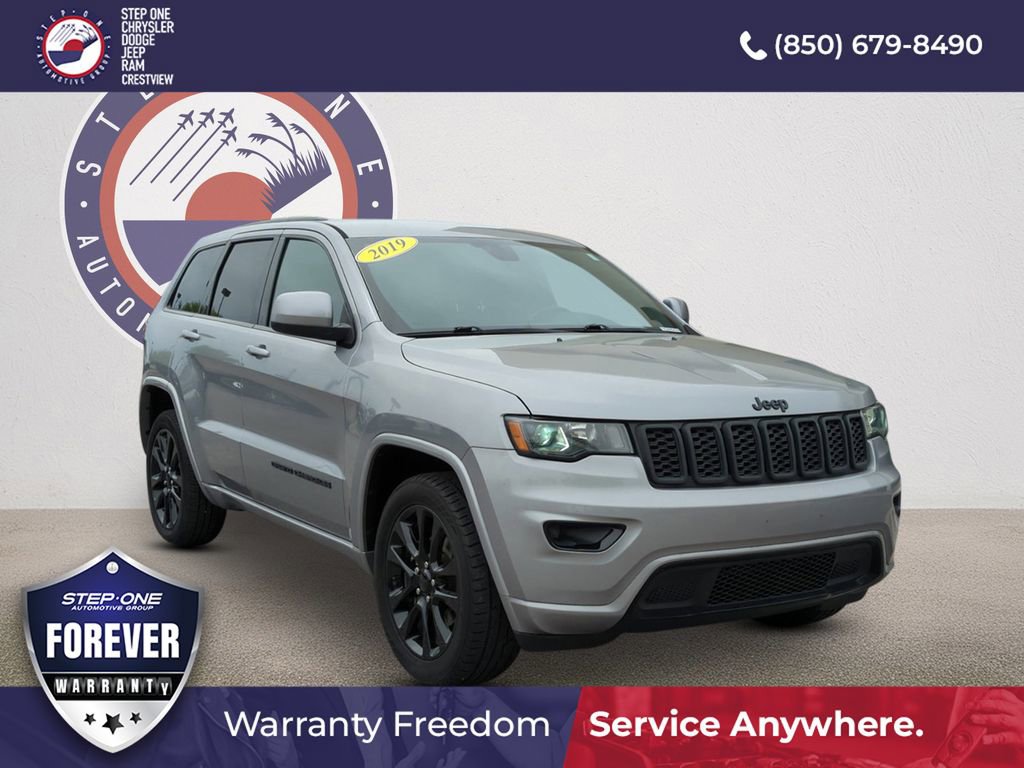 Used 2019 Jeep Grand Cherokee Altitude image 1