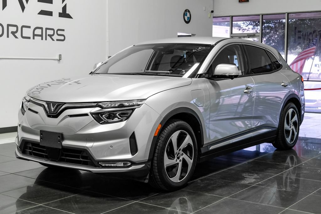 Used 2023 VinFast VF 8 Eco AWD/4WD image 6