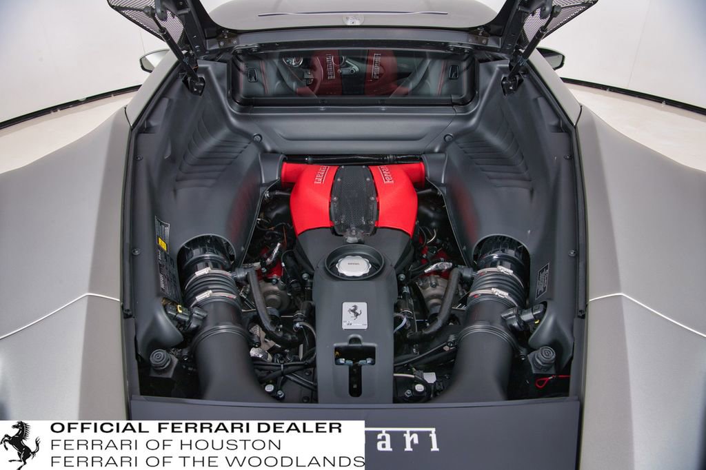 Used 2022 Ferrari F8 Tributo image 30