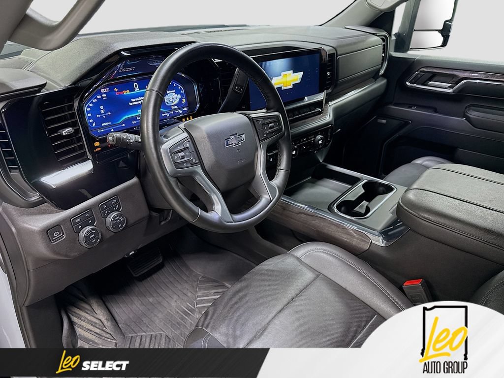 Used 2024 Chevrolet Silverado 3500 LTZ w/ LTZ Plus Package AWD/4WD image 13