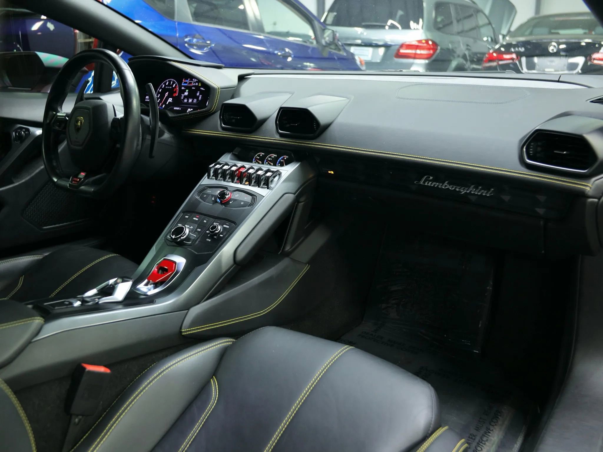 Used 2015 Lamborghini Huracan LP 610-4 image 47