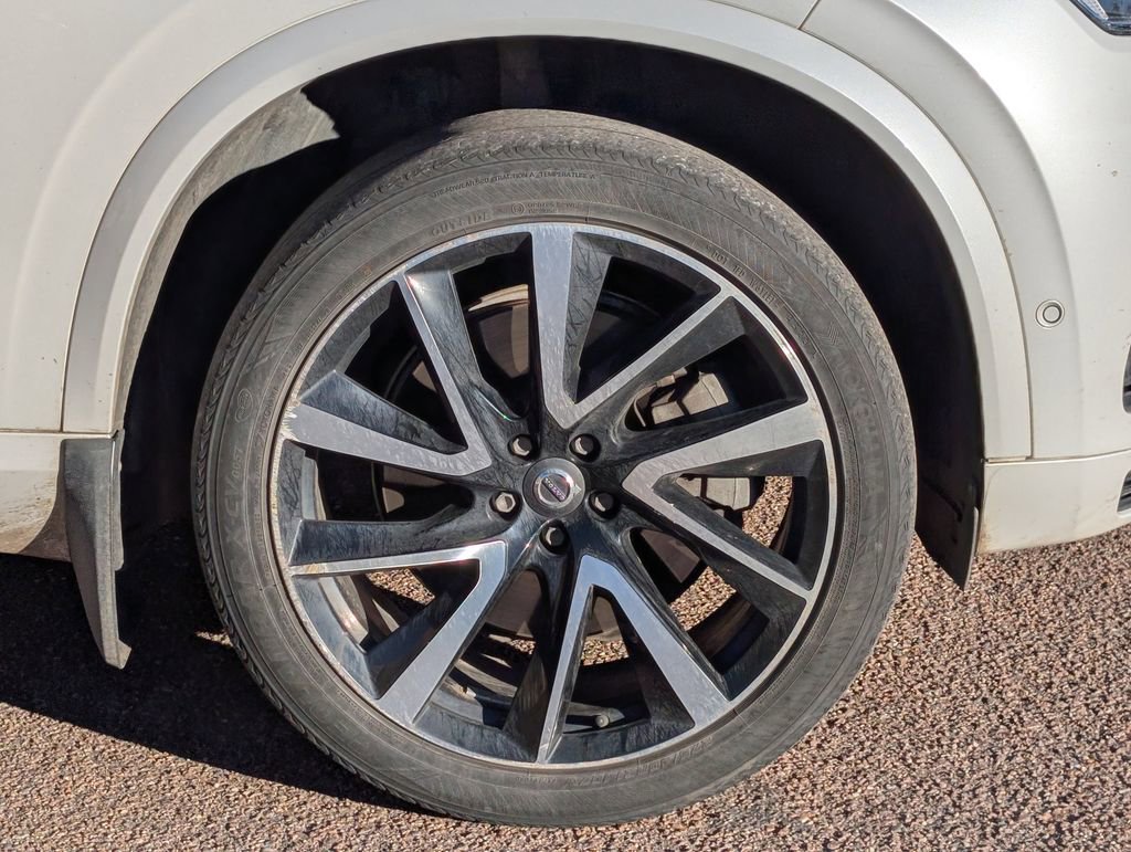 Used 2018 Volvo XC90 T8 Inscription w/ Convenience Package image 10