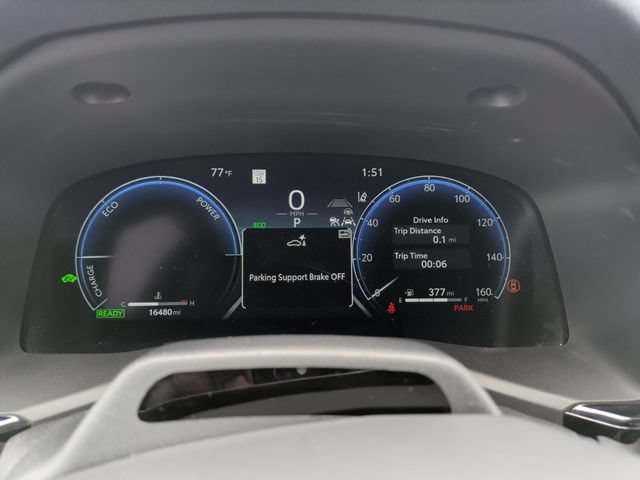 Used 2025 Toyota Camry XLE FWD image 21
