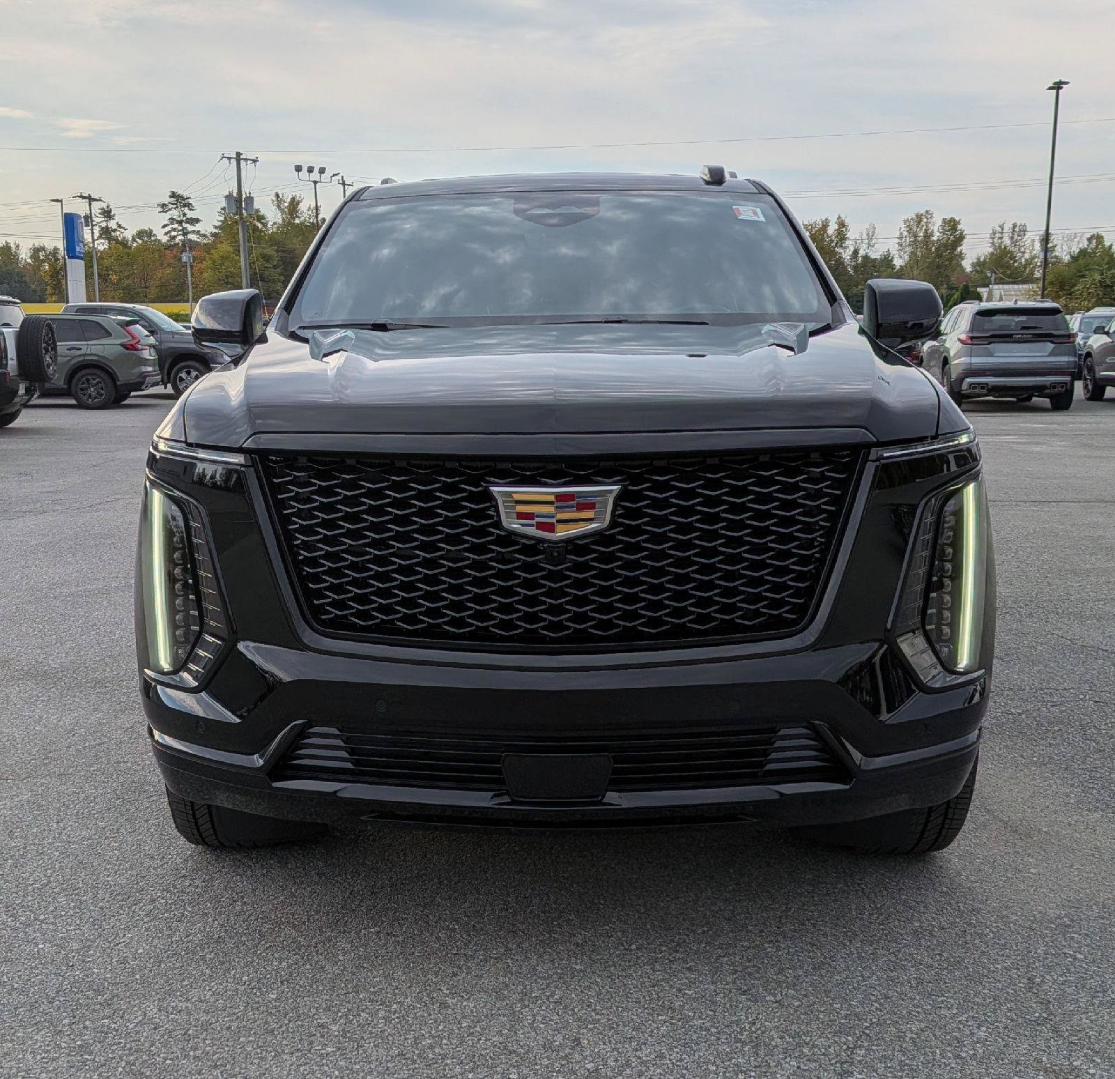 Used 2026 Cadillac Escalade Sport AWD/4WD image 2
