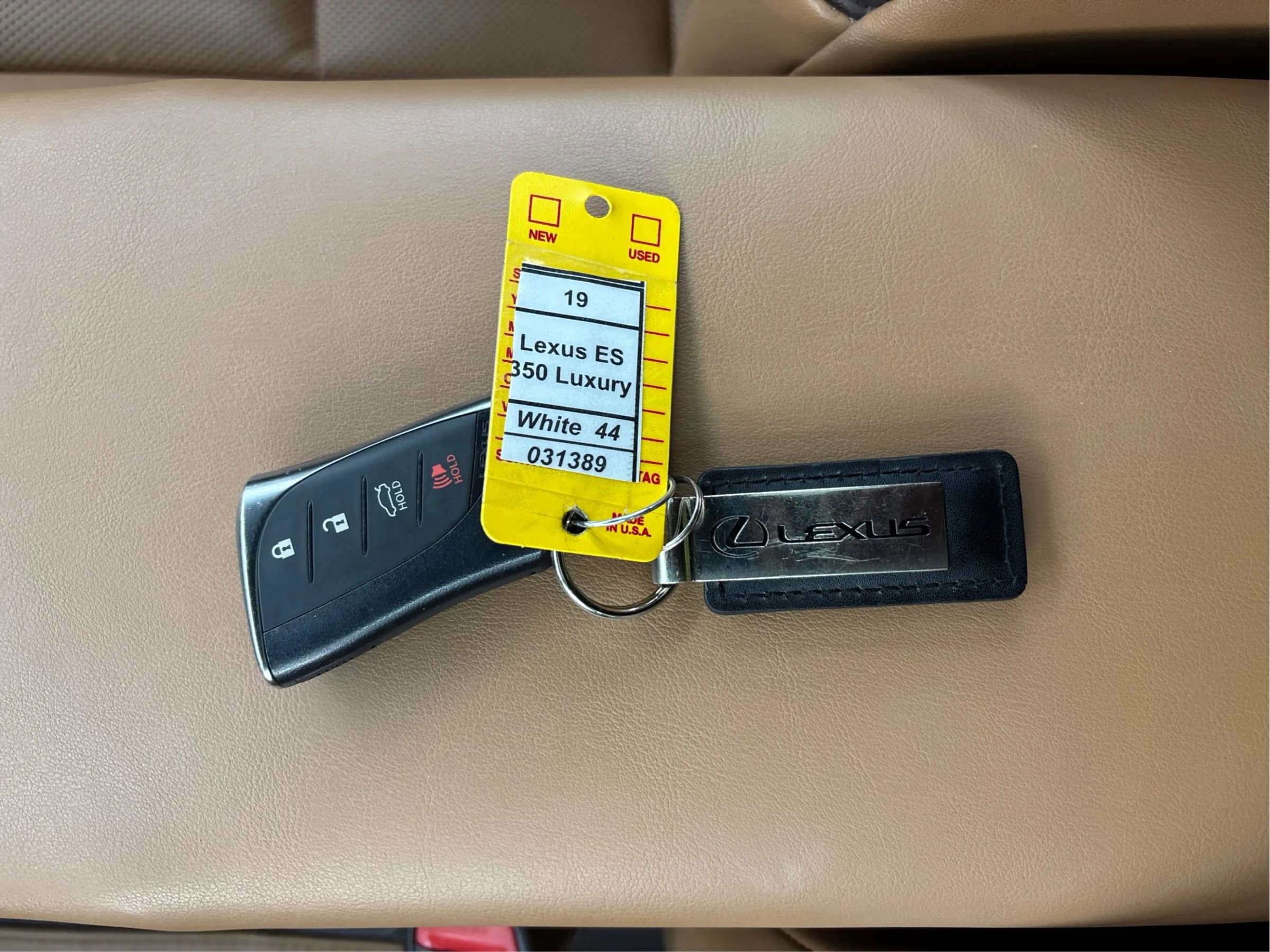 Used 2019 Lexus ES 350 w/ Premium Package image 42