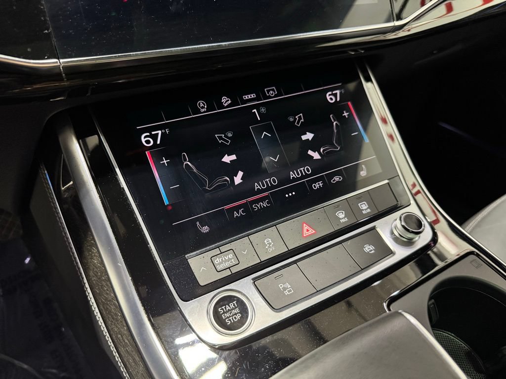 Used 2025 Audi Q7 3.0T Premium Plus AWD/4WD image 18