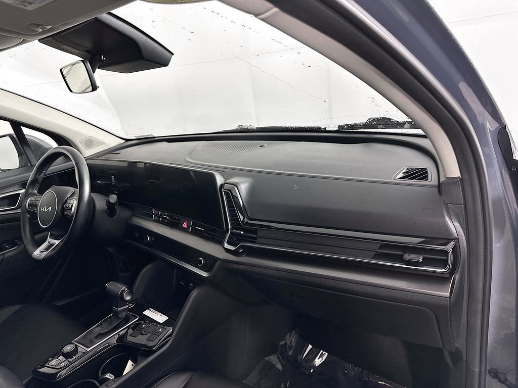 Used 2023 Kia Sportage EX image 37