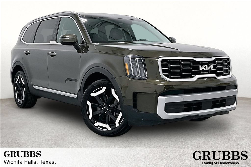 Used 2025 Kia Telluride S FWD image 1