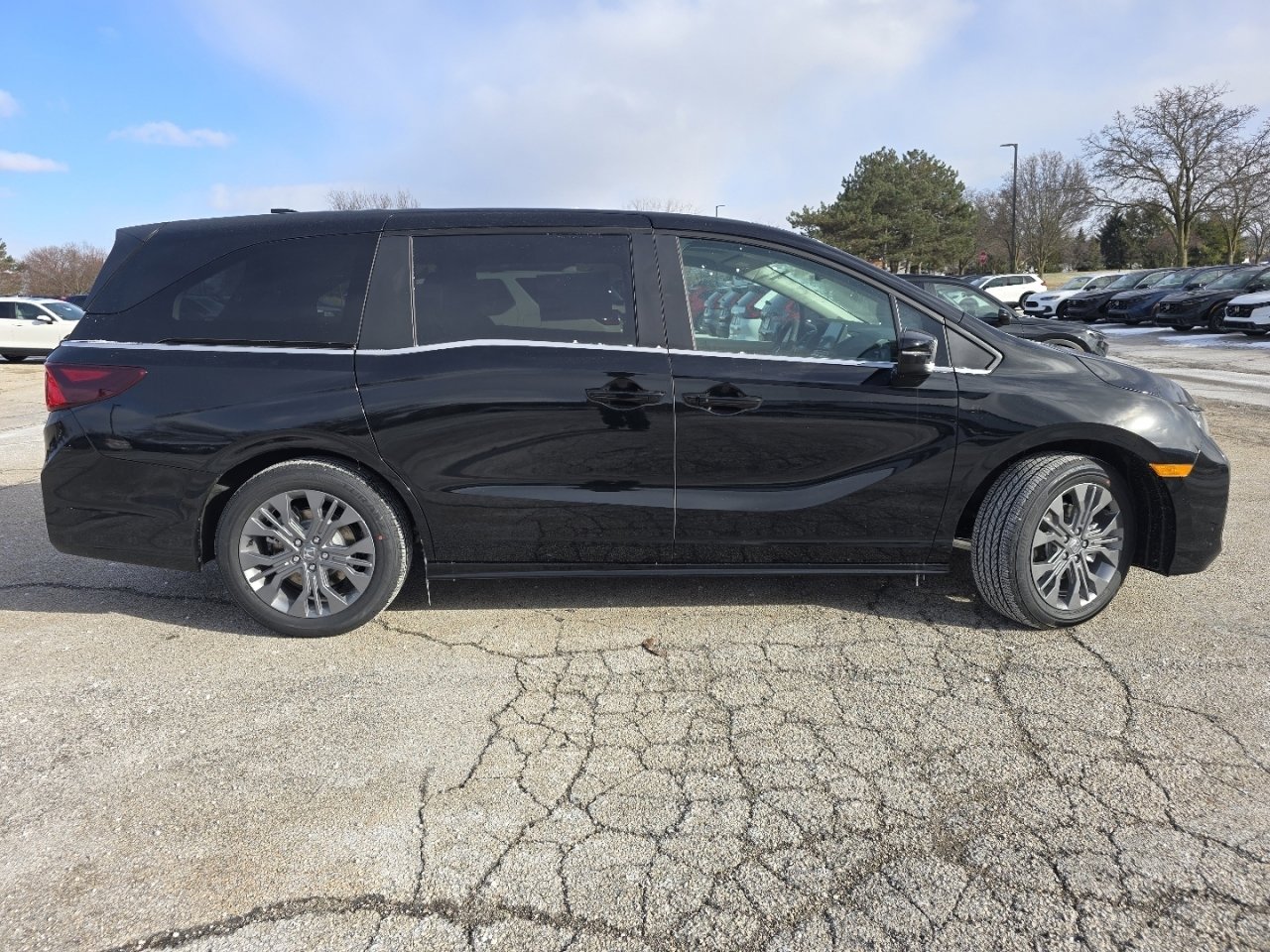 New 2026 Honda Odyssey Touring image 21