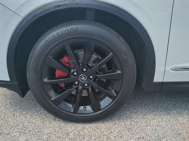 Used 2025 Acura MDX w/ Technology Package FWD image 12