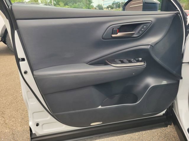 Used 2025 Toyota Crown Signia image 16