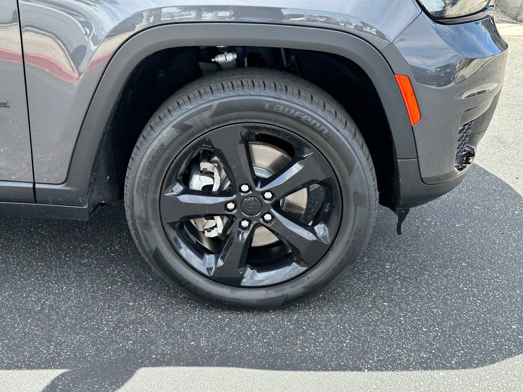 Certified 2023 Jeep Grand Cherokee L Laredo AWD/4WD image 13