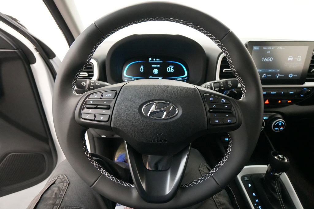 New 2026 Hyundai Venue SEL image 34