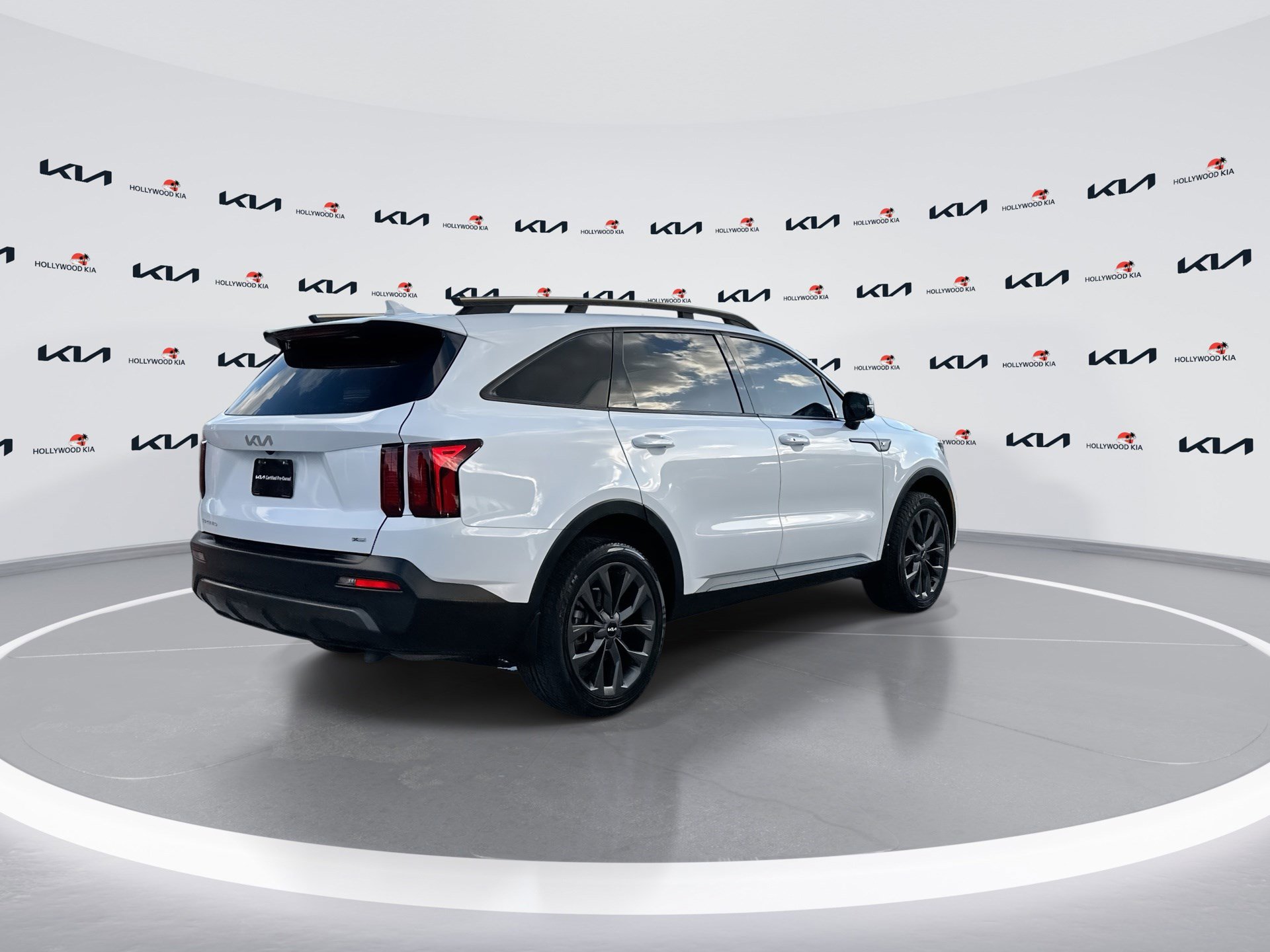 Certified 2023 Kia Sorento X-Line EX image 8