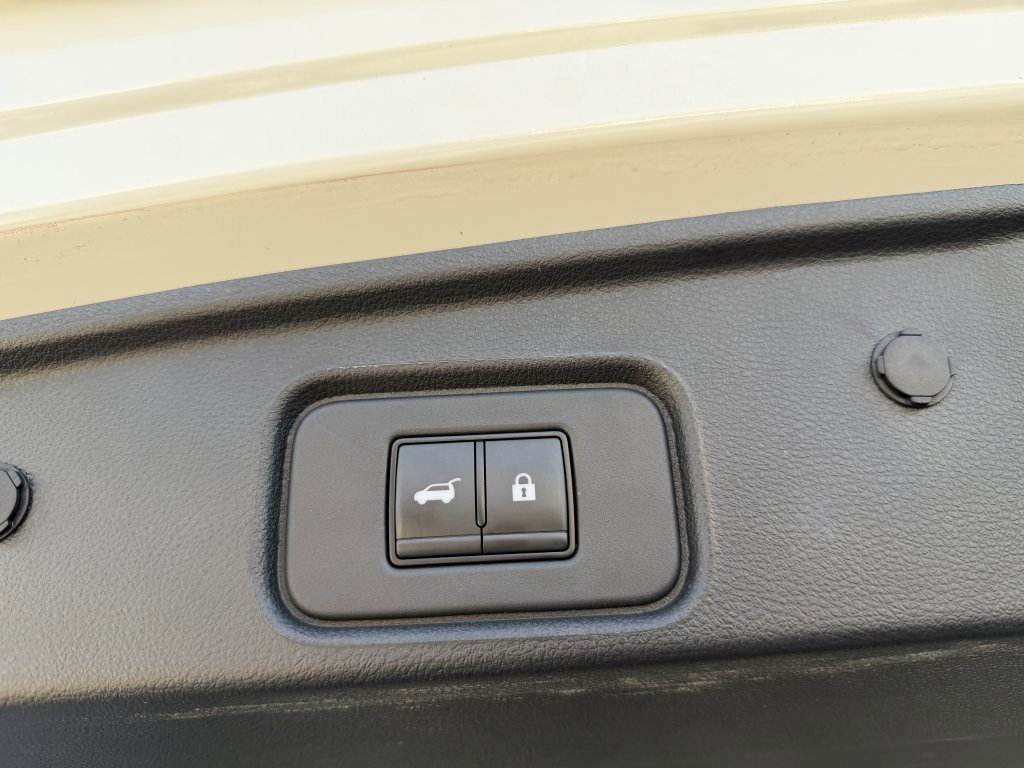 Used 2024 Nissan Pathfinder SL w/ SL Premium Package image 36