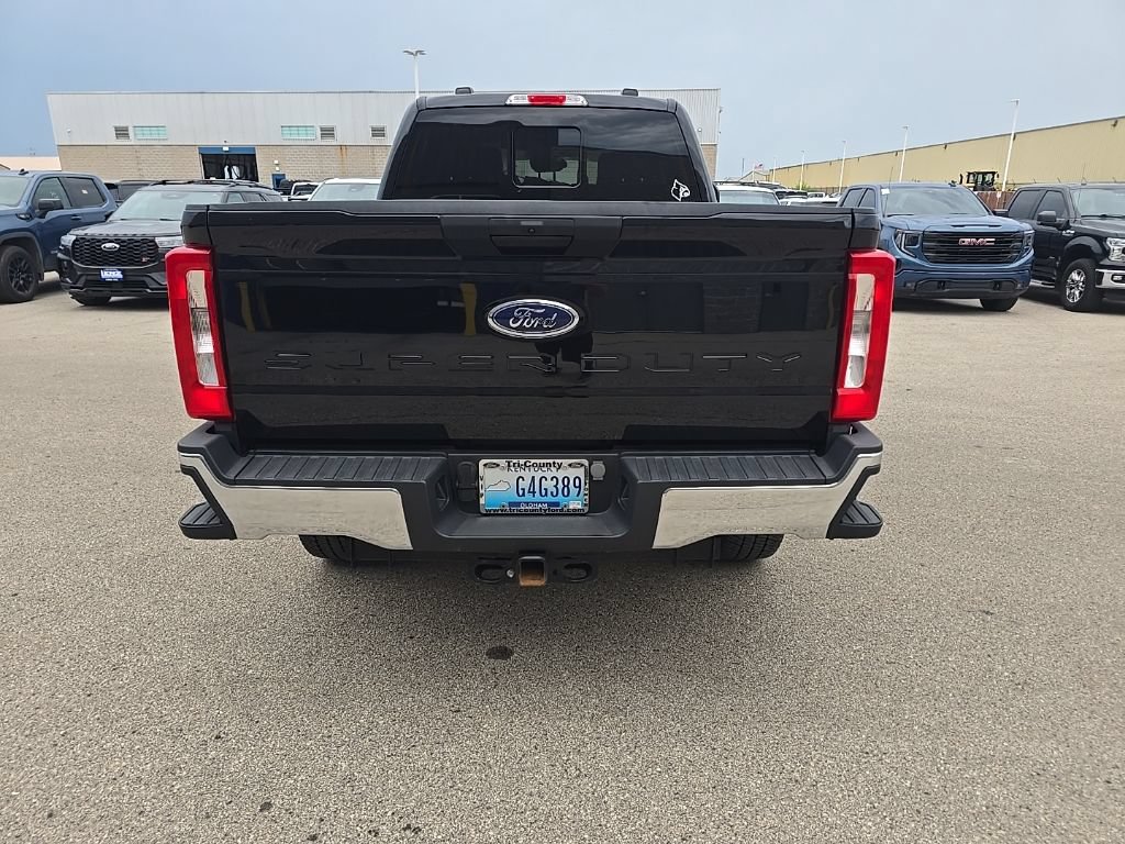 Used 2023 Ford F250 XL AWD/4WD image 5