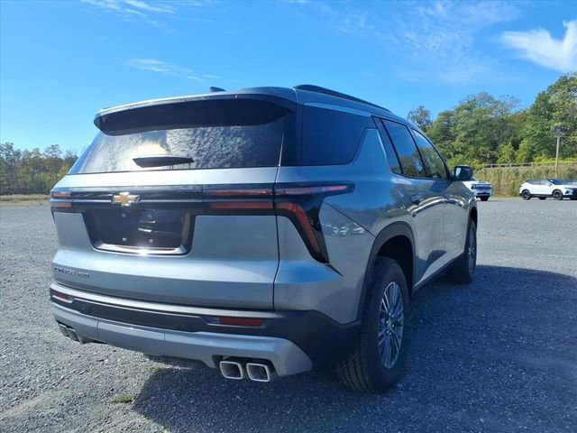 New 2026 Chevrolet Traverse LT w/ Driver Confidence Package image 7
