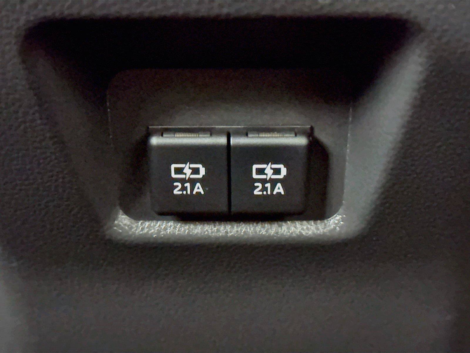 Used 2019 Toyota RAV4 XLE FWD image 35