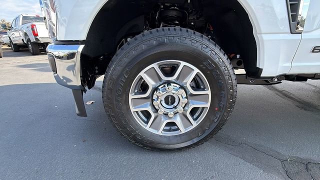 New 2026 Ford F350 Lariat w/ FX4 Off-Road Package image 10