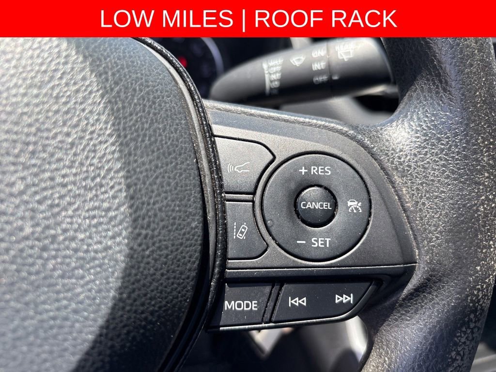 Used 2021 Toyota RAV4 LE FWD image 16