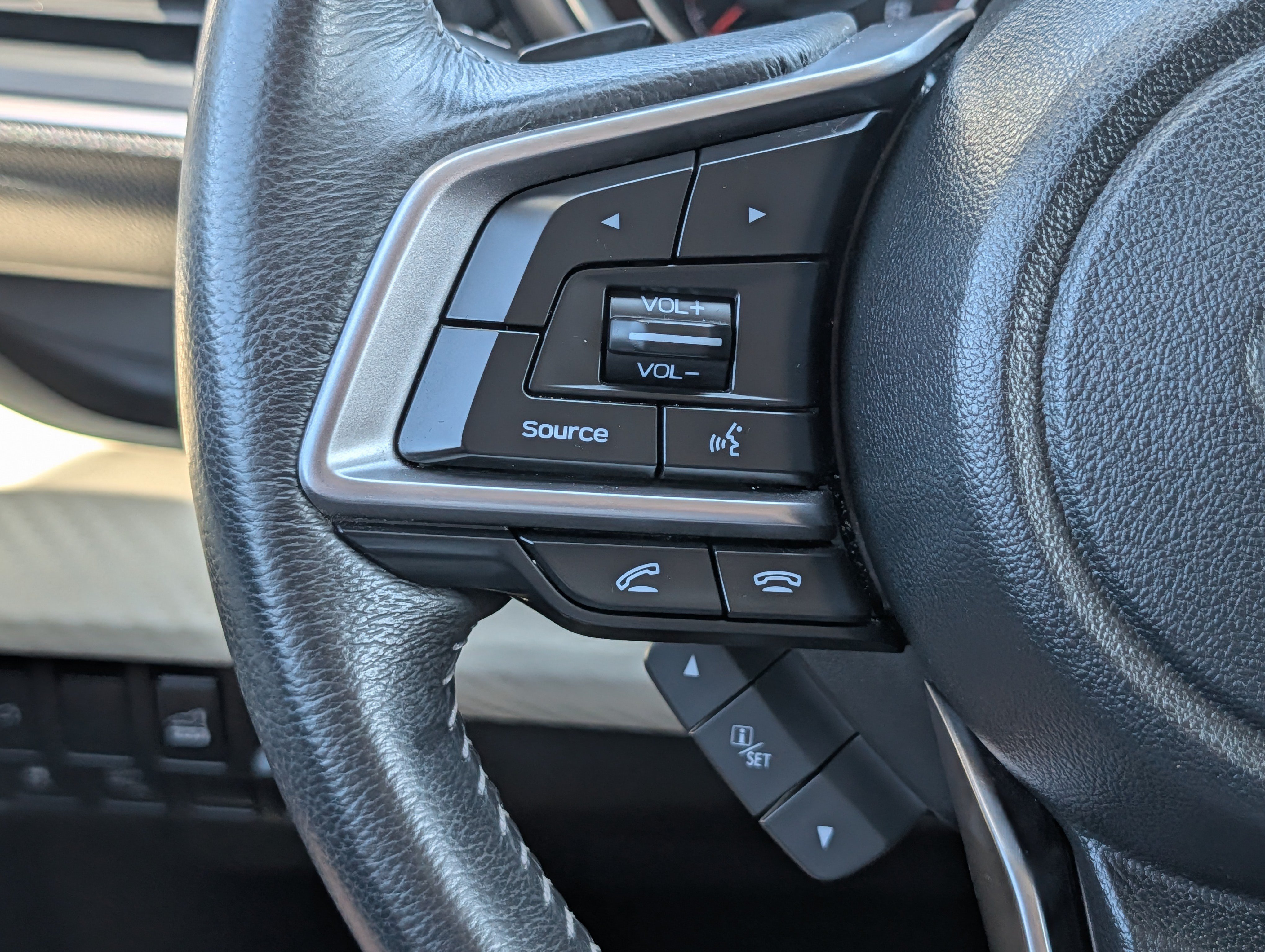 Used 2019 Subaru Ascent Premium AWD/4WD image 31